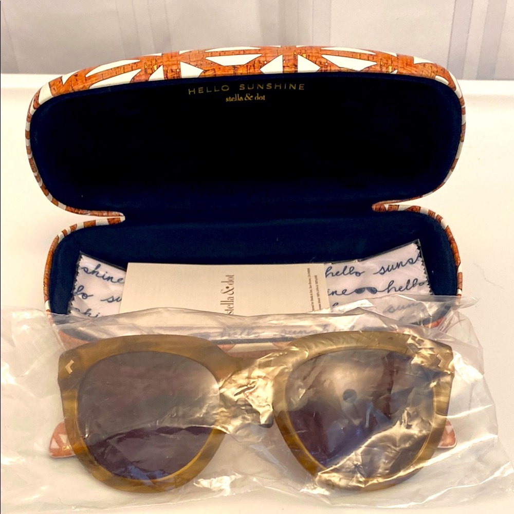 Stella & Dot Miramar Cat Eye Tortoise Shell Frame Sunglasses